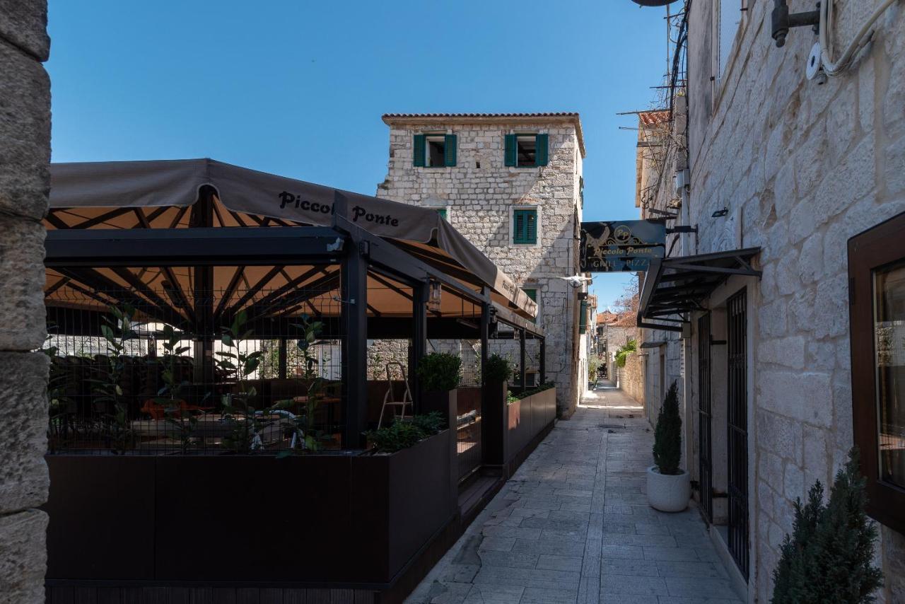 Apartment Ana Trogir Exterior photo