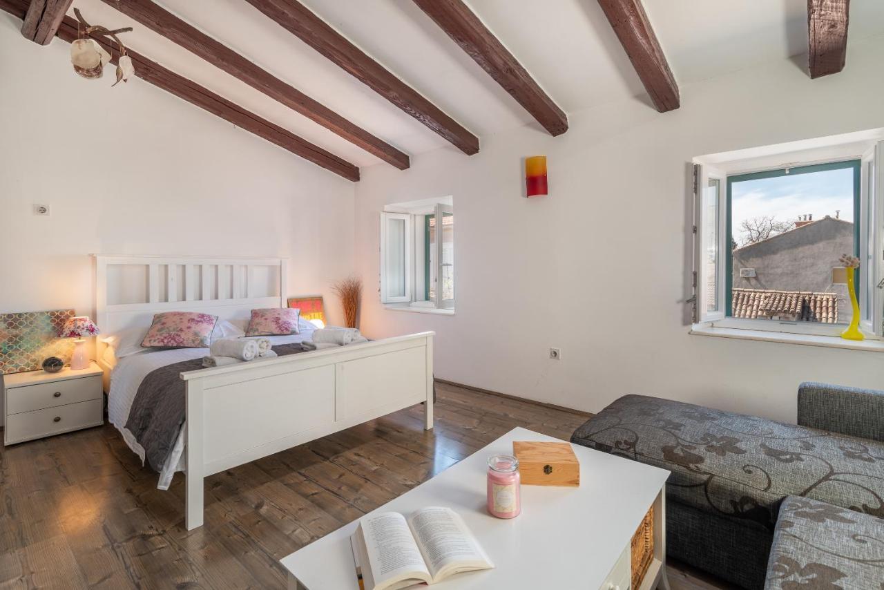 Apartment Ana Trogir Exterior photo